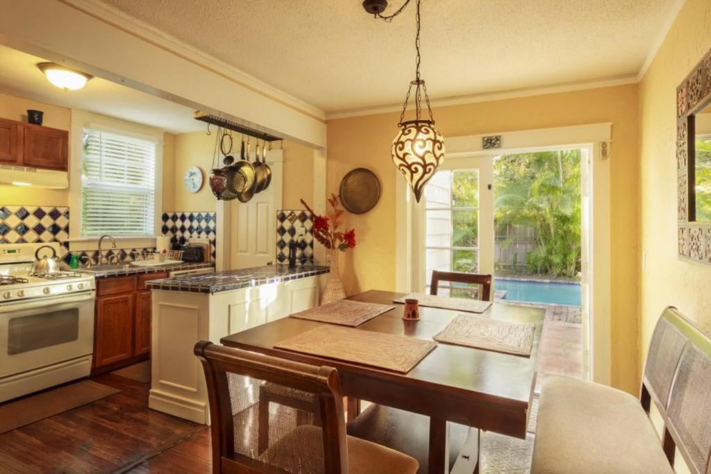Casa Blanca 2Bd 2Ba Private Pool And Parking Villa West Palm Beach Exterior photo